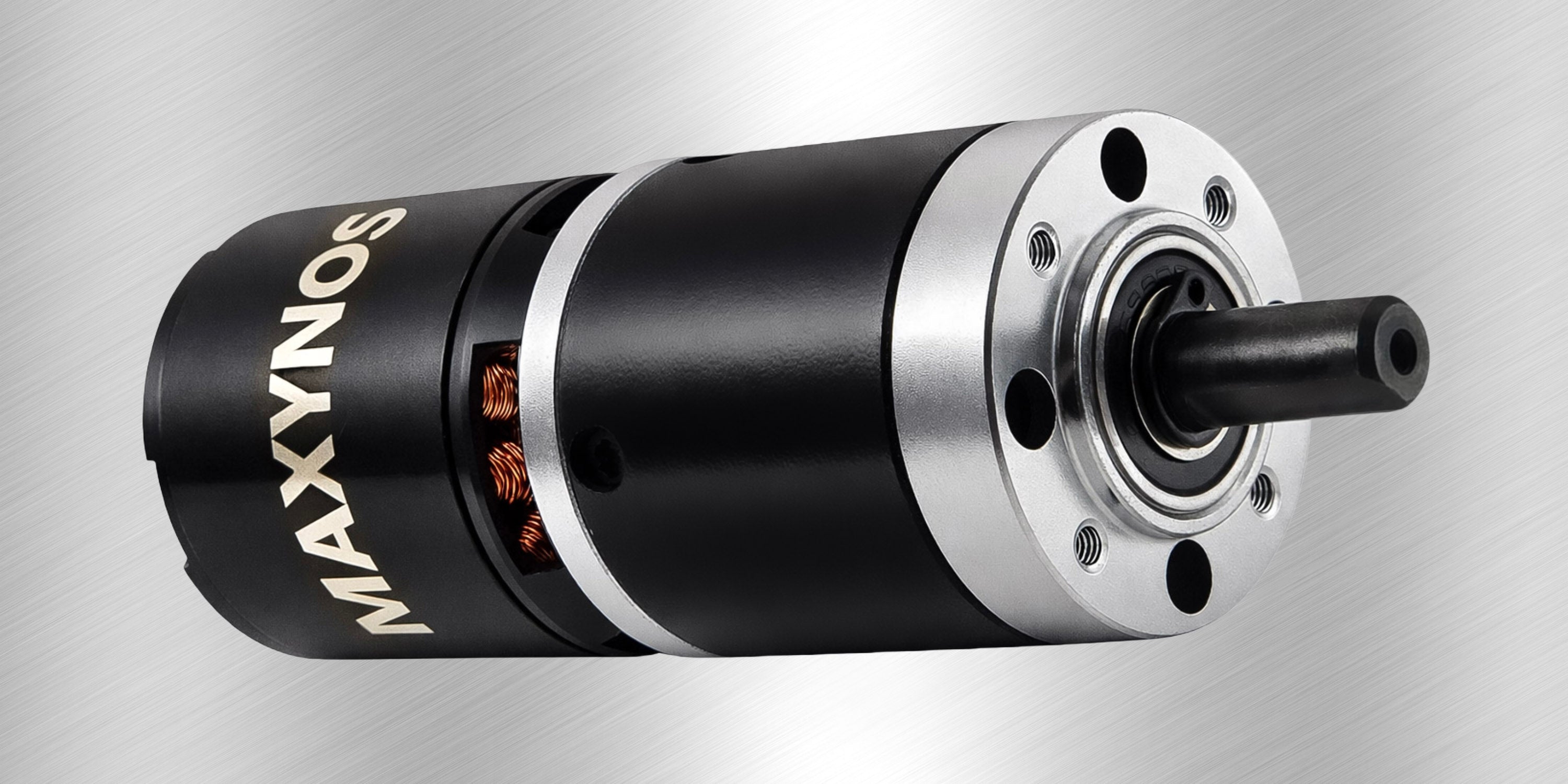 Maxynos THOR 3548 front side view background