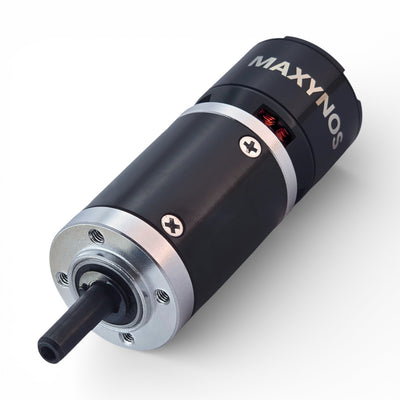 Full front face of MAXYNOS THOR 2830 planetary gearbox showing bolt pattern and precision machined housing
